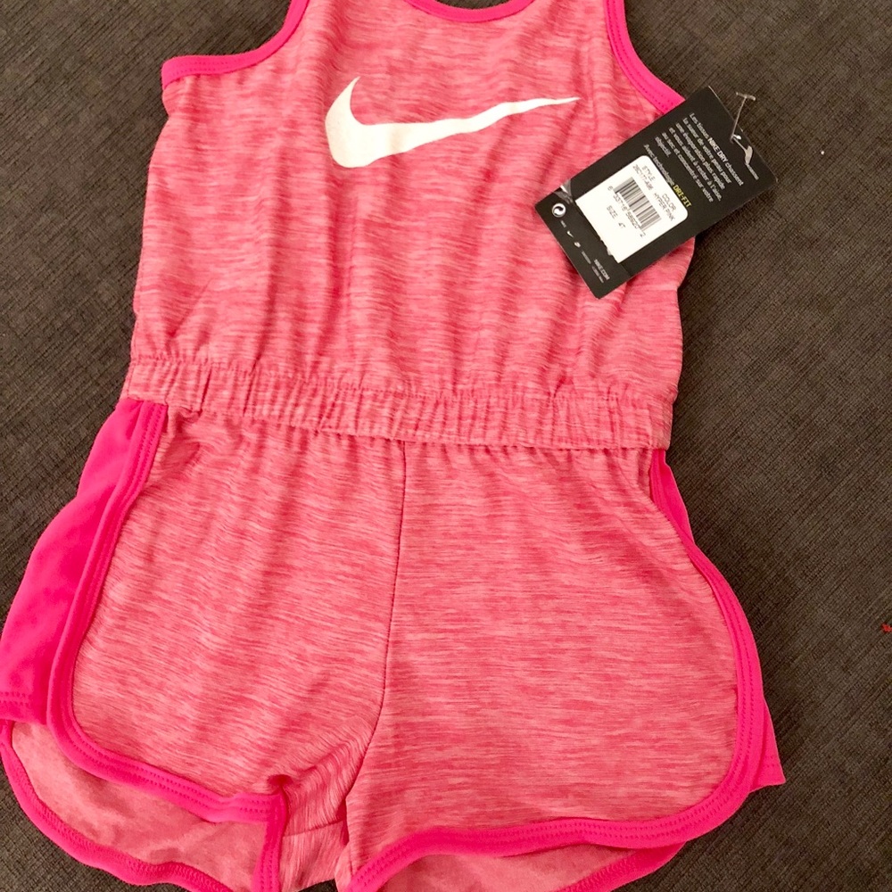 Toddler Girl Nike DRY romper